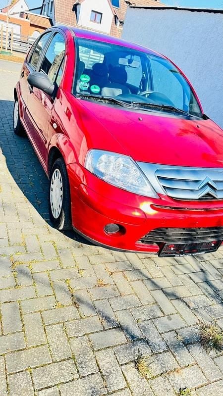 Gebraucht Citroën C3 60 PS (44 kW) 2008 Rot Limousine