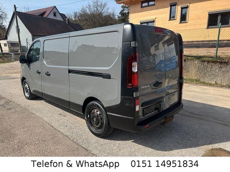 Gebraucht Renault Trafic Komfort 145 PS (106 kW) 2018 Van / Kleinbus