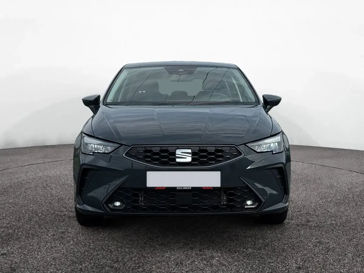 Gebraucht Seat Ibiza 80 PS (58 kW) 2026 Fjordblau Kleinwagen