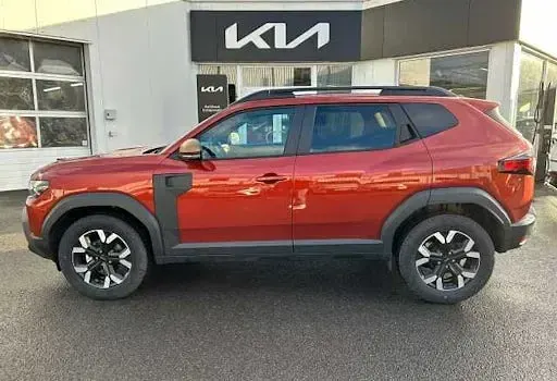 Gebraucht Dacia Duster Extreme 140 PS (102 kW) 2024 Terracottabraun SUV
