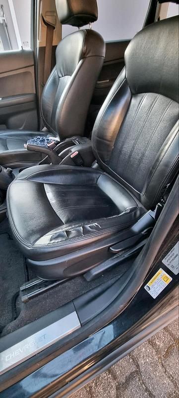 Gebraucht Chevrolet Orlando 163 PS (119 kW) 2012 Schwarz Van / Kleinbus