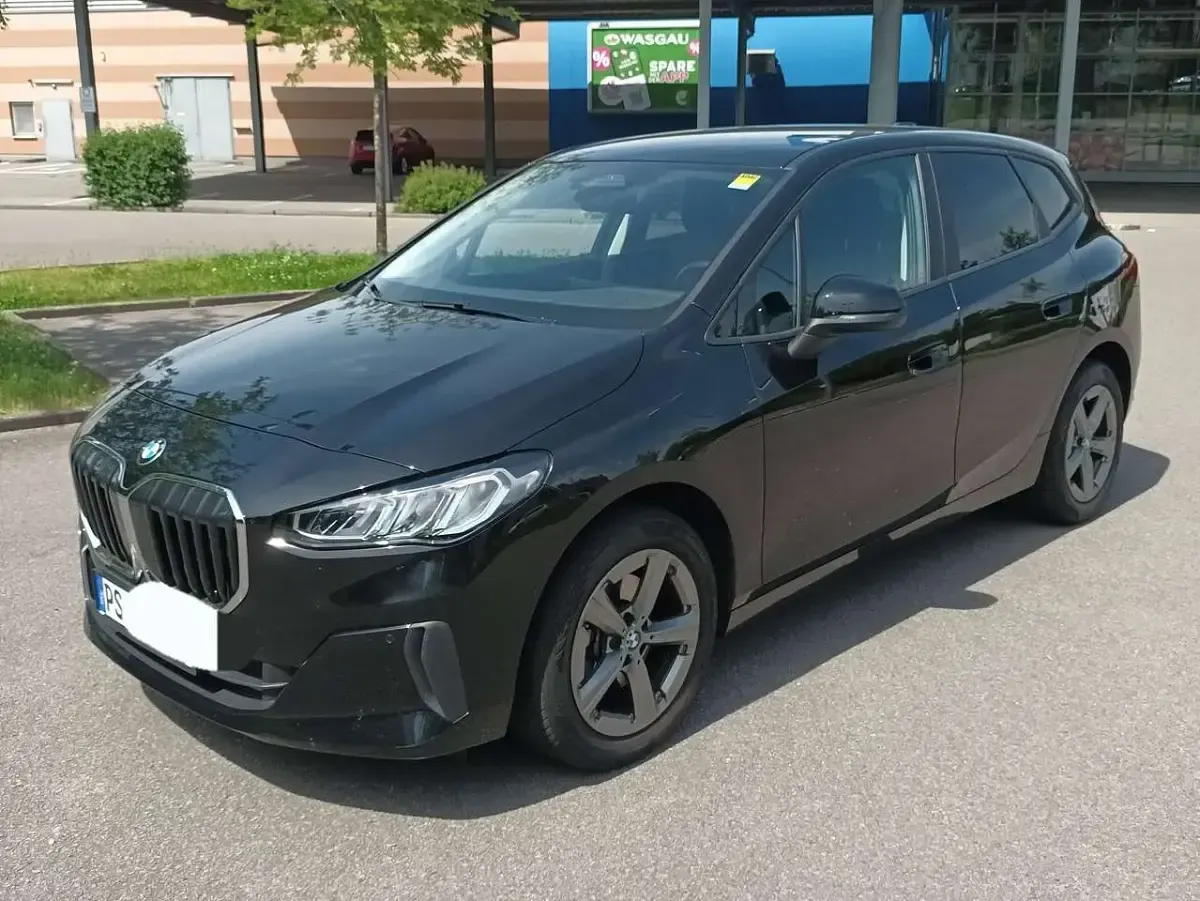 Gebraucht BMW 218 136 PS (100 kW) 2023 Schwarz Kombi