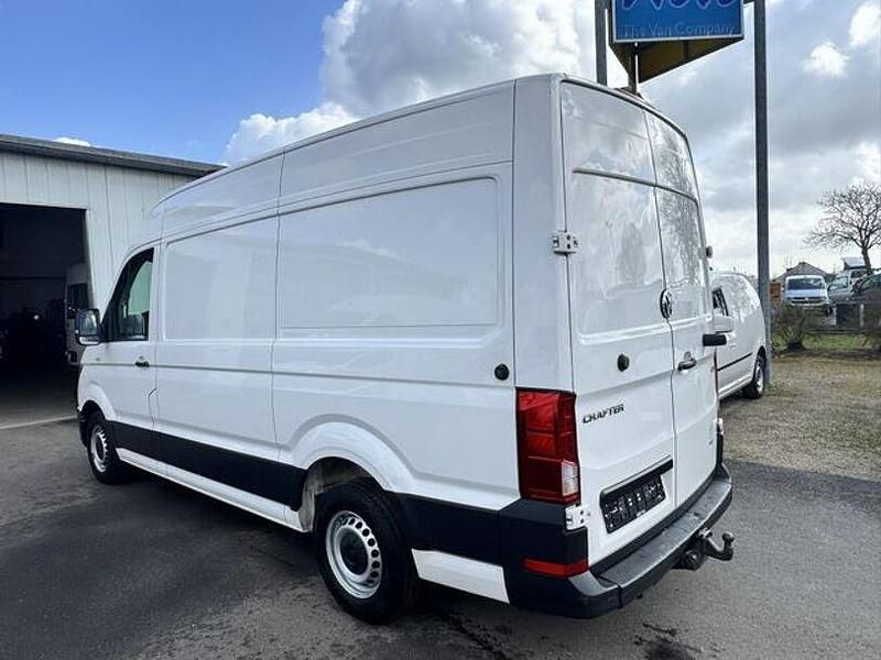 Second-hand VW Crafter 140 CP (102 kW) 2017 Alb Van