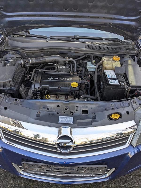 Gebraucht Opel Astra 2009 Blau Kleinwagen