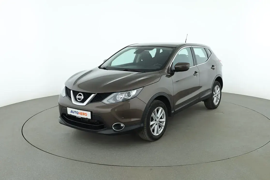 Gebraucht Nissan Qashqai Acenta 116 PS (85 kW) 2016 SUV