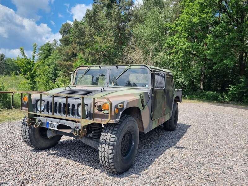 Grün Gebraucht 1987 Hummer H1 SUV | 29.900 € - Bild 1/4