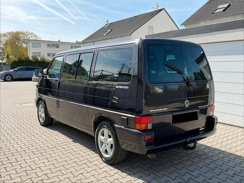 Second-hand VW T4 151 CP (111 kW) 2002 Negru Van