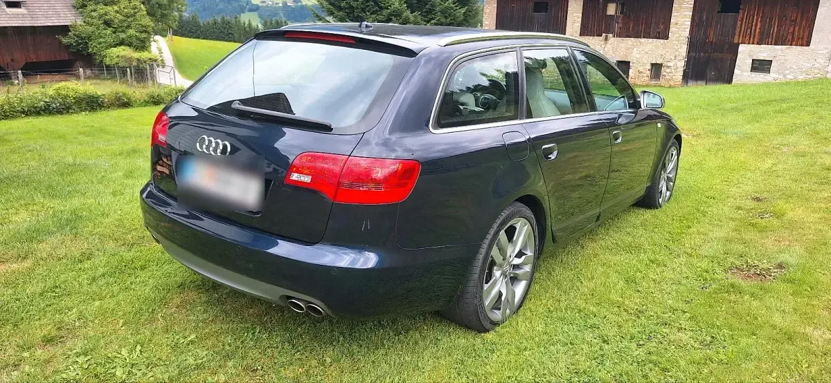 Usata Audi S6 435 CV (319 kW) 2007 Blu Station wagon
