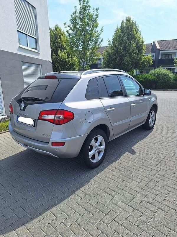 Gebraucht Renault Koleos Luxe 150 PS (110 kW) 2009 Silber SUV