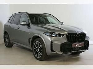 Gebraucht BMW X5 M Sport 298 PS (219 kW) 2025 Grau (skyscraper grau met.) SUV