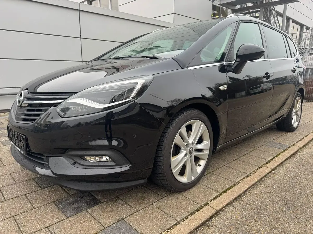 Gebraucht Opel Zafira Innovation 170 PS (125 kW) 2018 Schwarz Van / Kleinbus