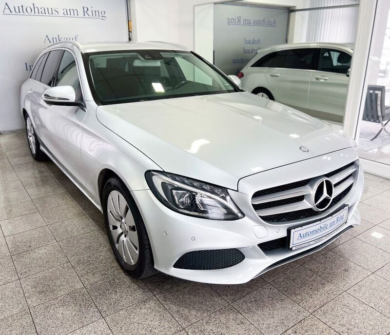 Silber Gebraucht 2017 Mercedes C200 Avantgarde Limousine | 18.480 € (Guter Preis) - Bild 1/4