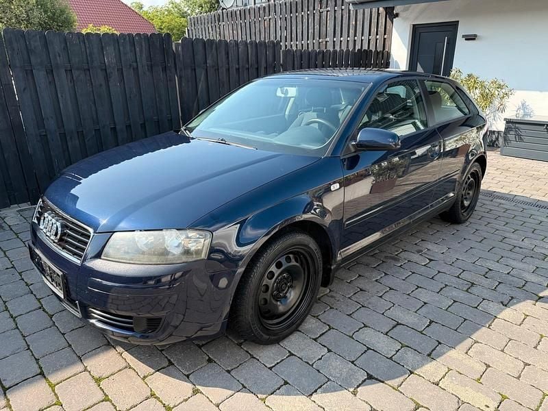 Blau Gebraucht 2003 Audi A3 Limousine | 1.499 € (Guter Preis) - Bild 1/4