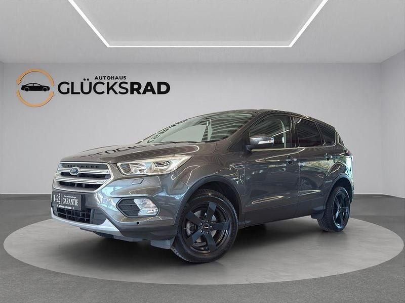 Second-hand Ford Kuga 150 CP (110 kW) 2018 Gri SUV