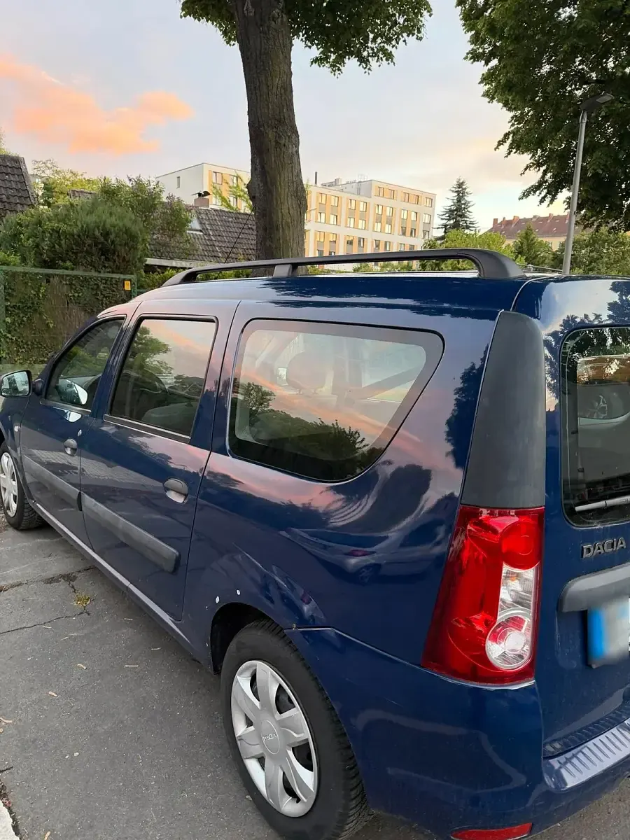 Gebraucht Dacia Logan 75 PS (55 kW) 2009 Blau Kombi