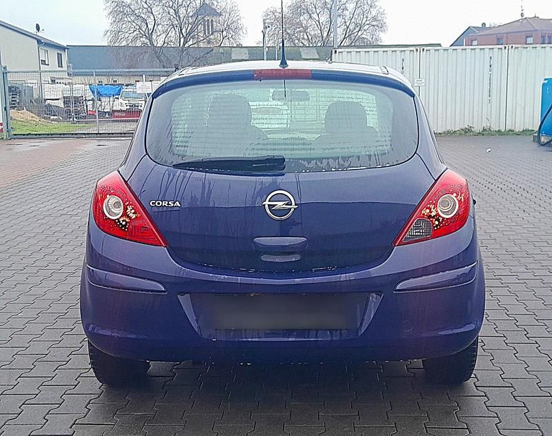 Gebraucht Opel Corsa 69 PS (50 kW) 2014 Blau Limousine
