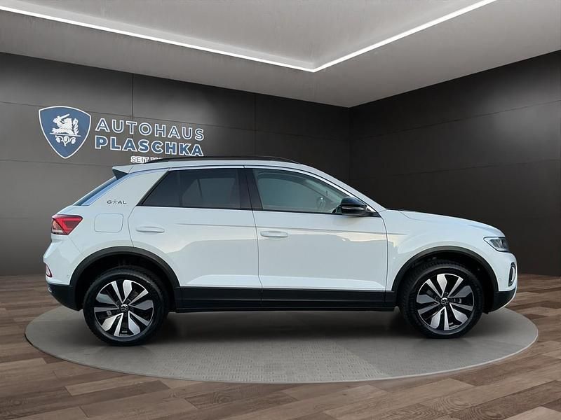 Second-hand VW T-Roc Goal 150 CP (110 kW) 2025 Alb SUV