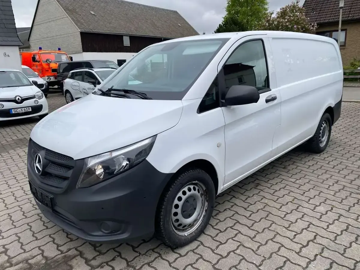Gebraucht Mercedes Vito 136 PS (100 kW) 2018 Weiß Van