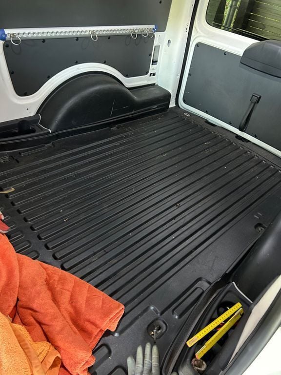 Weiß Gebraucht 2018 VW Caddy Maxi Van / Kleinbus | 18.000 € (Guter Preis) - Bild 1/4