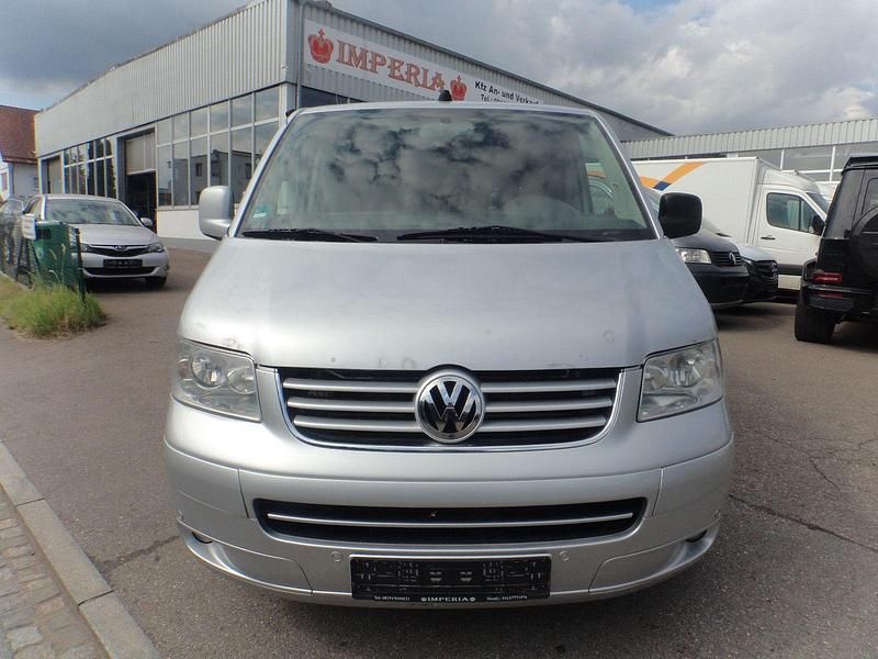 Silber Gebraucht 2007 VW Multivan Van | 11.999 € (Fairer Preis) - Bild 1/4