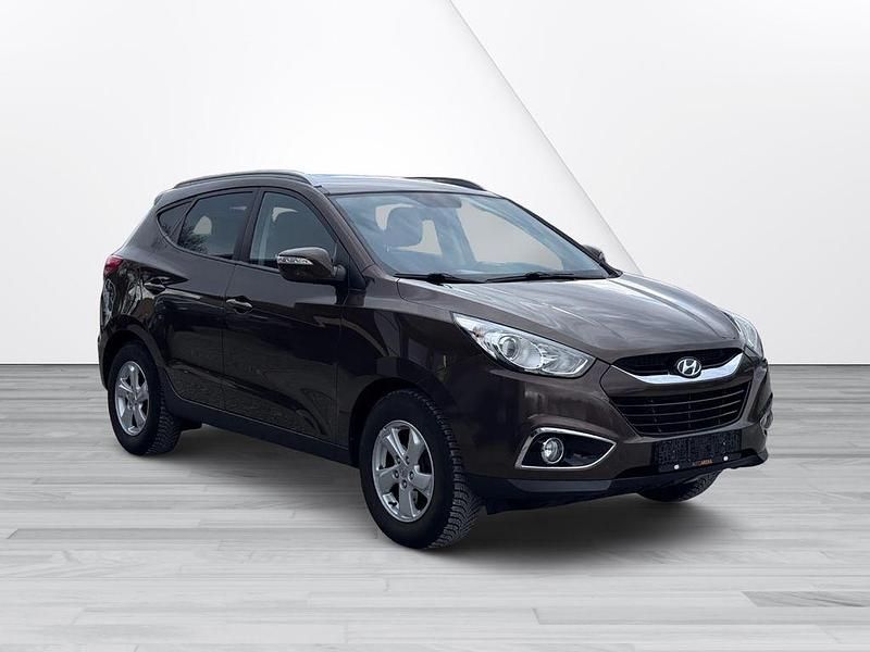 Gebraucht Hyundai ix35 Style 135 PS (99 kW) 2011 Braun SUV