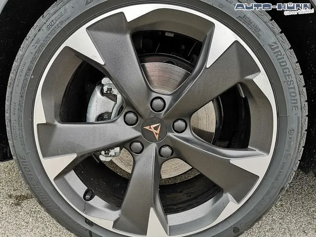 Nowe Cupra Leon 190 KM (139 kW) 2026 Szary Kombi