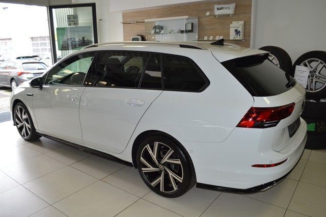 Gebraucht VW Golf VIII R-line 150 PS (110 kW) 2024 Pure white Kombi