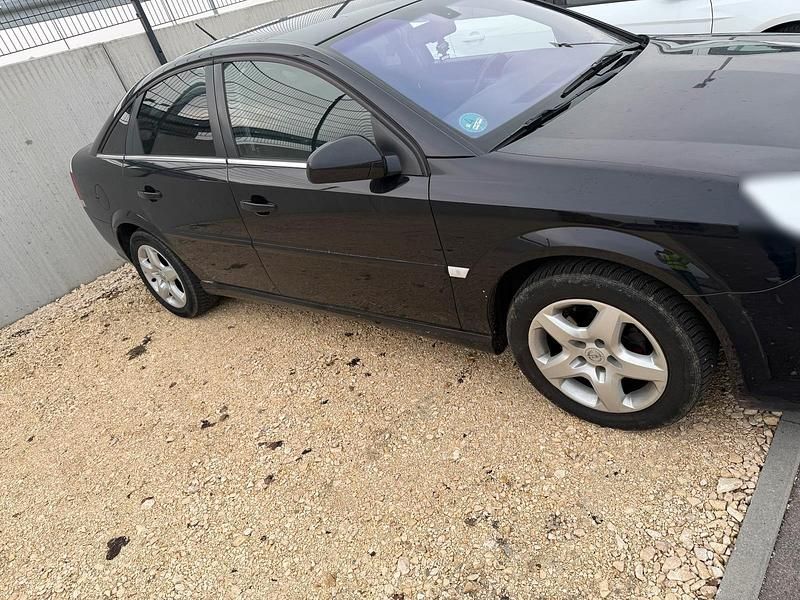 Gebraucht Opel Vectra 155 PS (114 kW) 2007 Schwarz Limousine