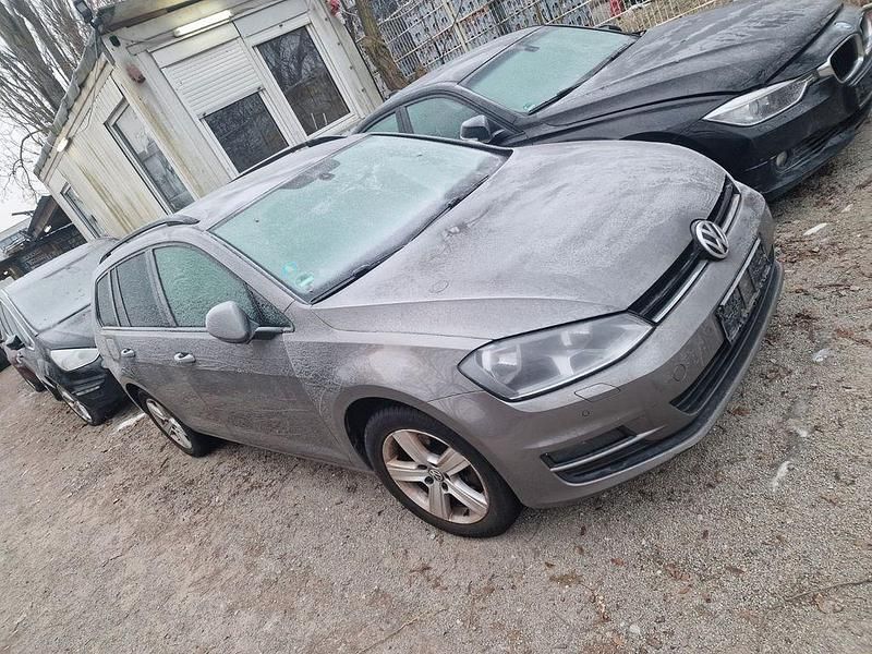 Gebraucht VW Golf VII Comfortline 110 PS (80 kW) 2014 Grau Kombi