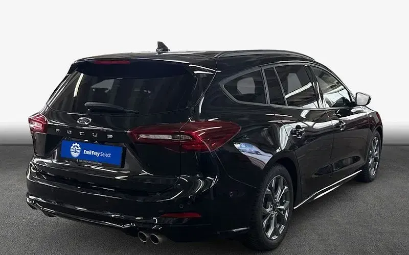 Gebraucht Ford Focus ST-Line X 155 PS (114 kW) 2025 Schwarz Kombi