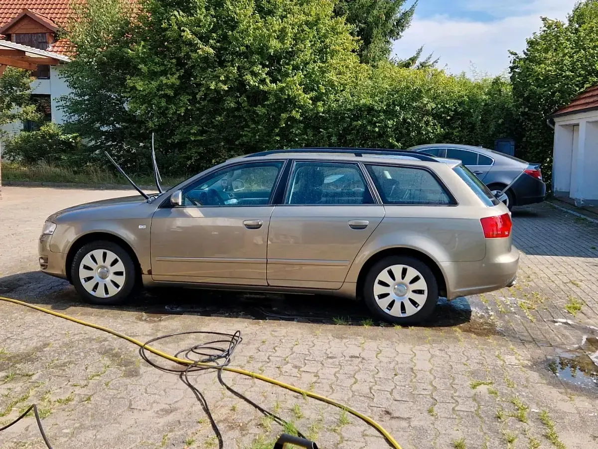 Gebraucht Audi A4 140 PS (102 kW) 2005 Andere farben Kombi