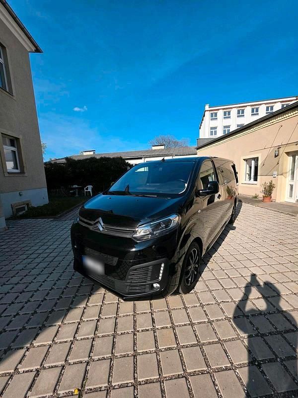Usado Citroën Jumpy 177 HP (130 kW) 2021 Preto Monovolume