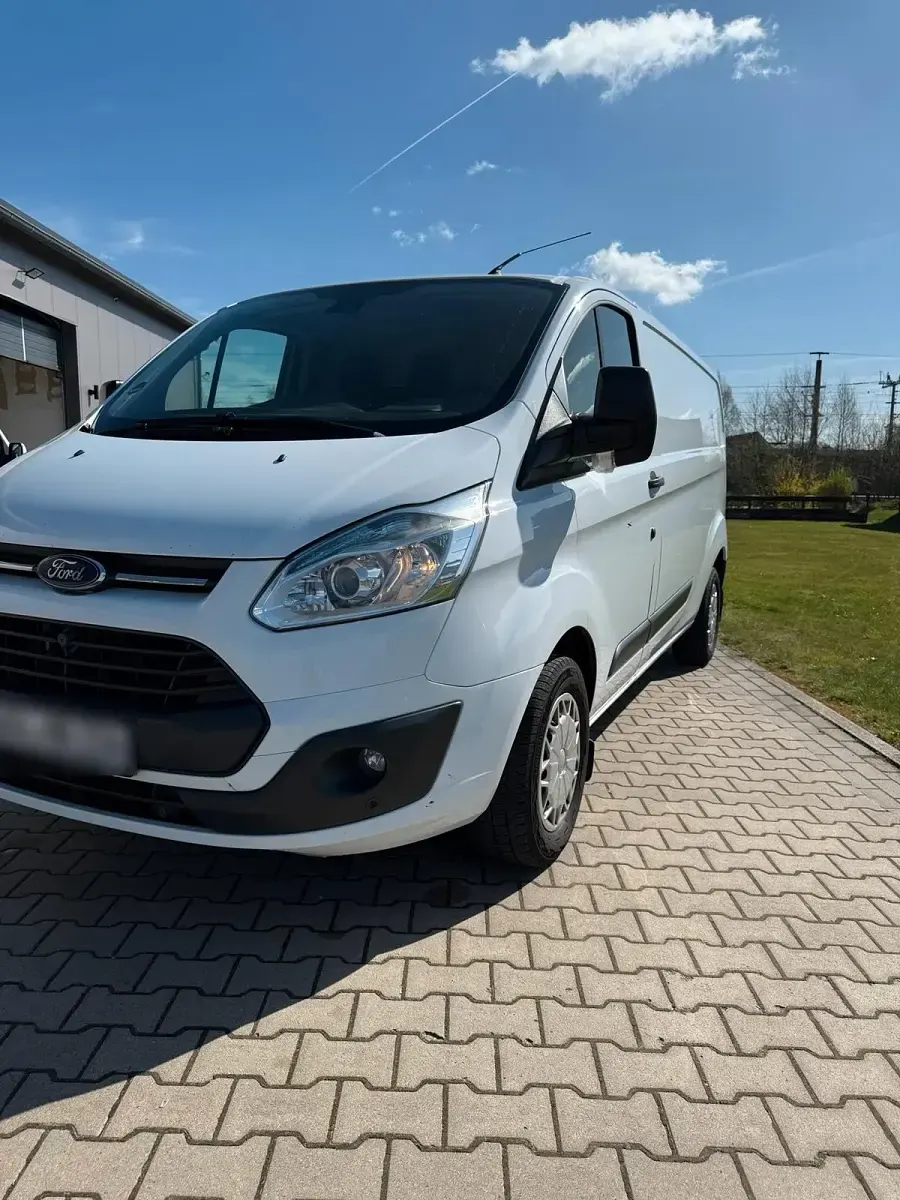Gebraucht Ford Transit Custom 125 PS (91 kW) 2015 Weiß Van / Kleinbus