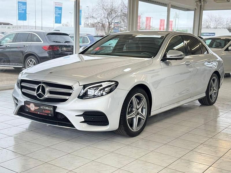 Gebraucht Mercedes E220 AMG 194 PS (142 kW) 2018 Silber Limousine