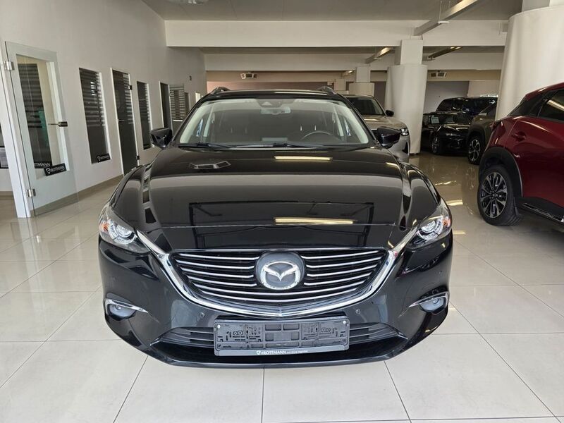 Schwarz Gebraucht 2017 Mazda 6 Exclusive-Line Kombi | 15.950 € (Fairer Preis) - Bild 1/4