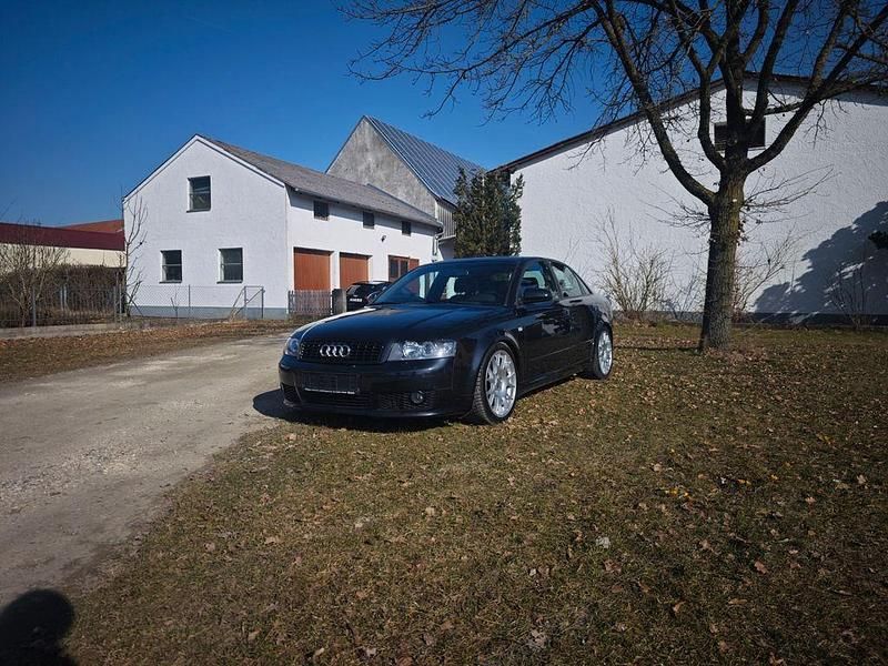 Schwarz Gebraucht 2004 Audi A4 S-Line Limousine | 4.900 € (Etwas zu teuer) - Bild 1/4