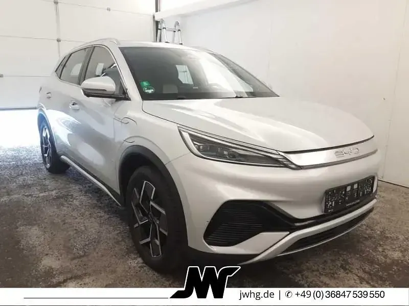 Gebraucht BYD Atto 3 Design 150 kW (204 PS) 2023 Skiing white SUV