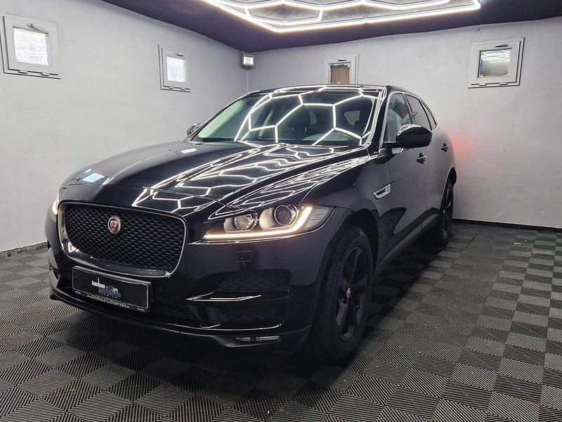 Schwarz Gebraucht 2017 Jaguar F-Pace Prestige SUV | 19.980 € (Fairer Preis) - Bild 1/4