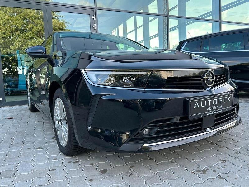 Gebraucht Opel Astra 131 PS (96 kW) 2023 Schwarz Kleinwagen