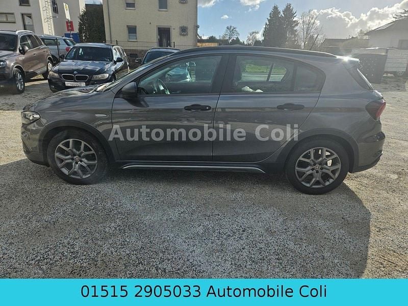 Gebraucht Fiat Tipo Cross 101 PS (74 kW) 2021 Grau Kombi