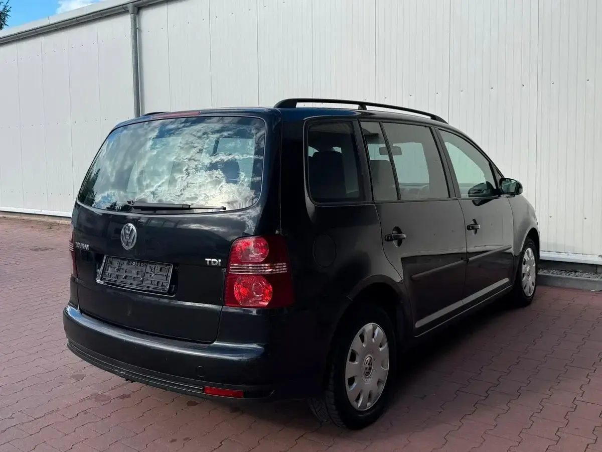 Brugt VW Touran 105 HK (77 kW) 2007 Sort MPV