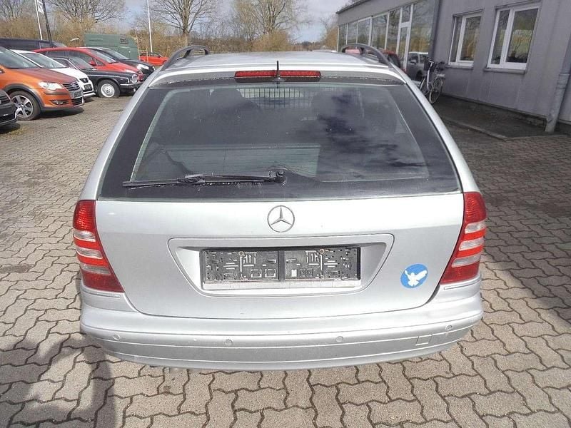Gebraucht Mercedes C200 122 PS (89 kW) 2005 Silber Kombi