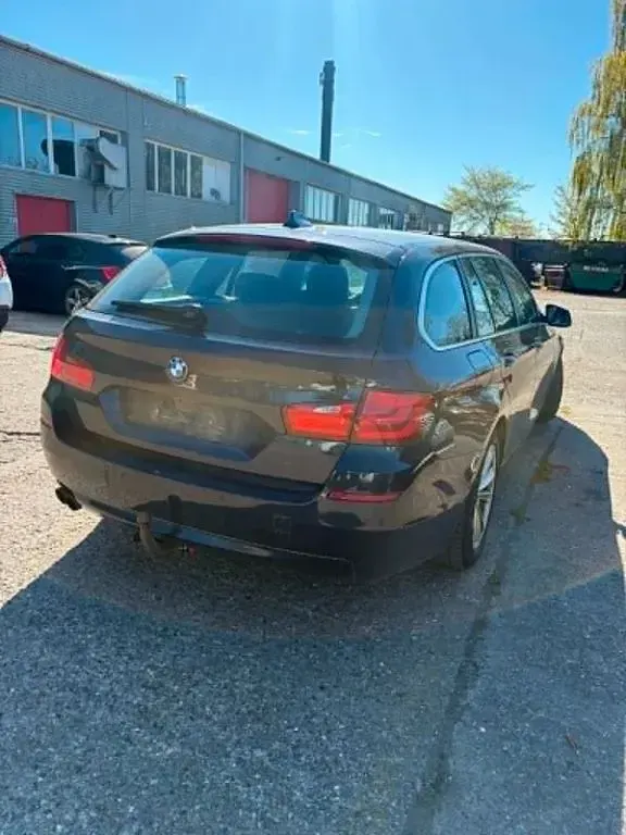 Gebraucht BMW 520 Performance 184 PS (135 kW) 2011 Blau Kombi
