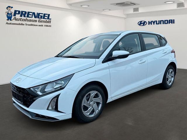 Atlas white Gebraucht 2024 Hyundai i20 Select Kleinwagen | 19.360 € (Fairer Preis) - Bild 1/4