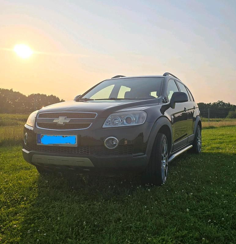 Schwarz Gebraucht 2009 Chevrolet Captiva SUV | 3.100 € (Guter Preis) - Bild 1/4