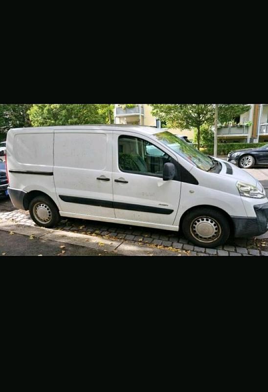 Weiß Gebraucht 2009 Citroën Jumpy Van / Kleinbus | 3.700 € - Bild 1/3