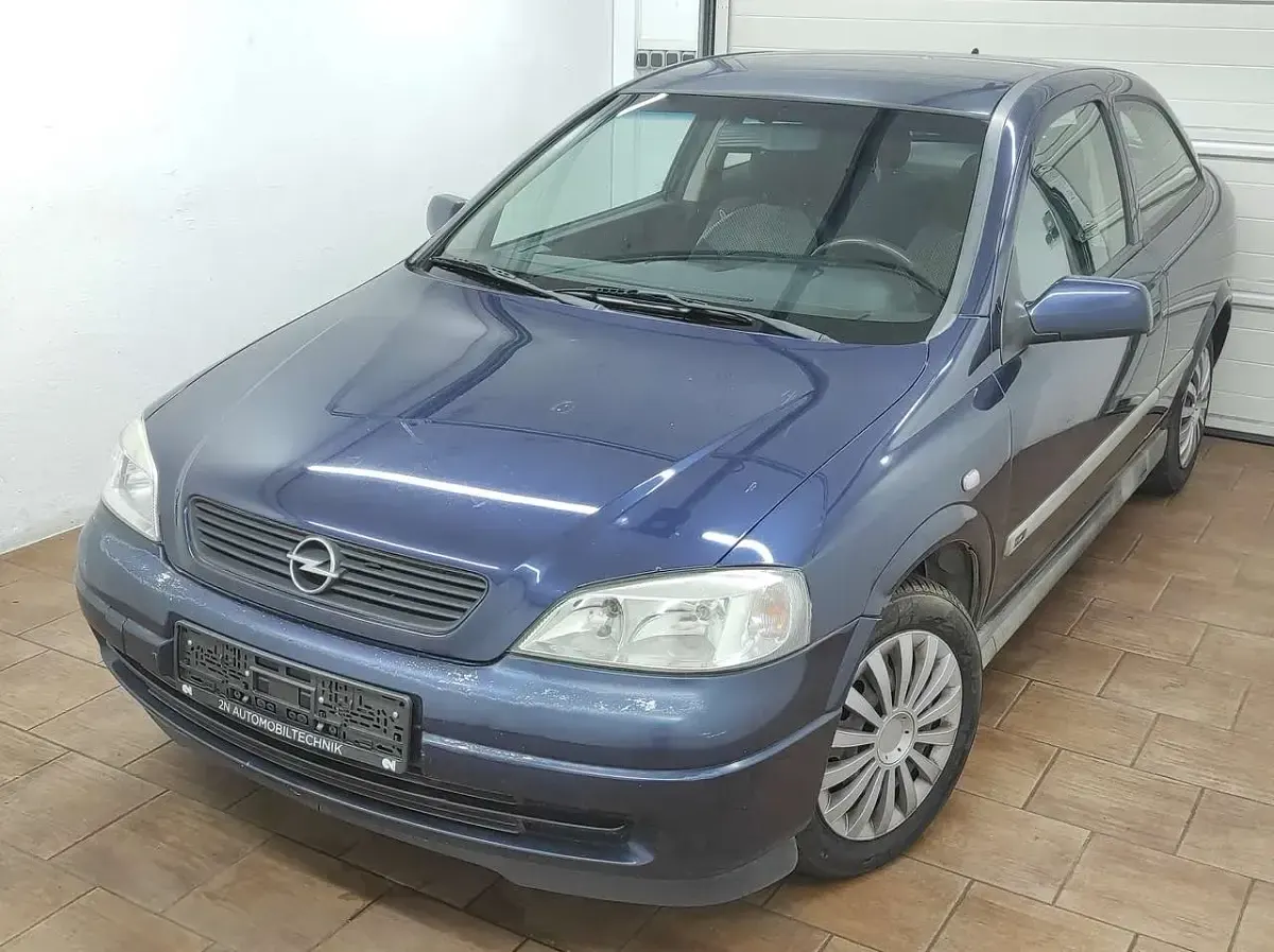 Gebraucht Opel Astra 75 PS (55 kW) 2000 Blau Limousine