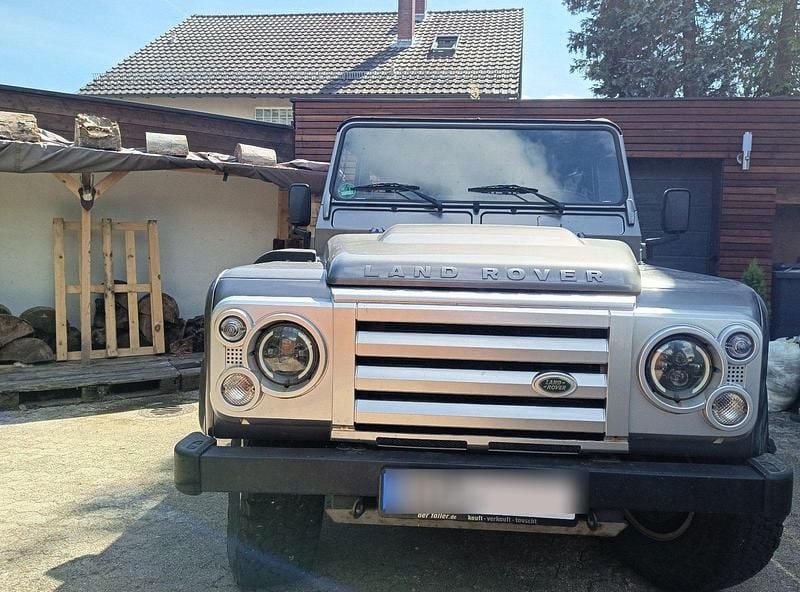 Gebraucht Land Rover Defender 122 PS (89 kW) 2010 Grau Cabrio
