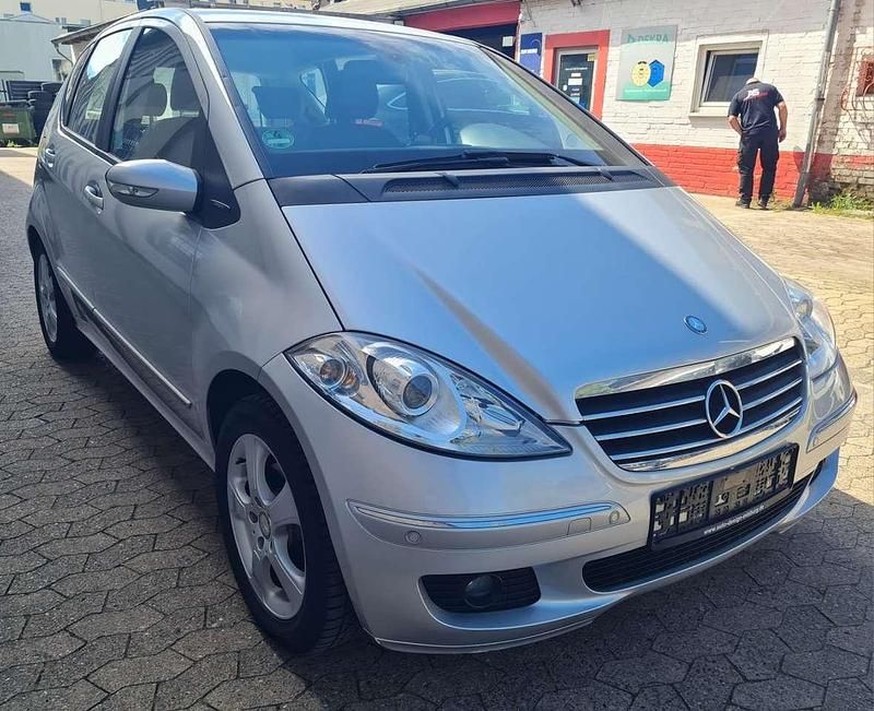 Polarsilber metalliclack Gebraucht 2008 Mercedes A170 Kleinwagen | 7.200 € (Fairer Preis) - Bild 1/4