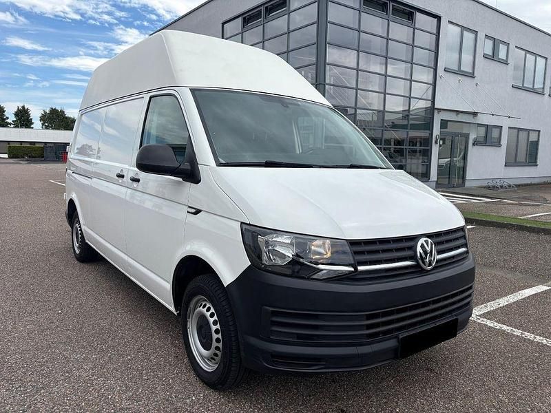 Weiß Gebraucht 2019 VW T6.1 Van | 18.990 € (Guter Preis) - Bild 1/4